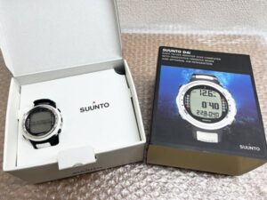 SUUNTO スント D4i ダイブコンピューター