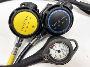 AQUALUNG アクアラング CORE コア レギュレータ
