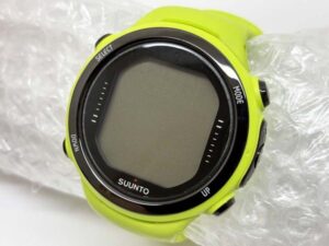 SUUNTO スント D4i ダイブコンピューター ダイコン 腕時計 ダイビング