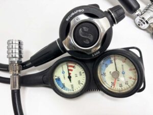 SCUBAPRO スキューバプロ MK25 S600 レギュレーター