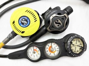 SCUBAPRO スキューバプロ TITANIUM MK25 S600 N'sGAME レギュレーター