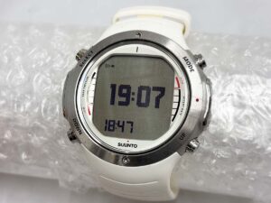 SUUNTO D6i ダイブコンピューター ダイコン ダイビング スキューバ スント