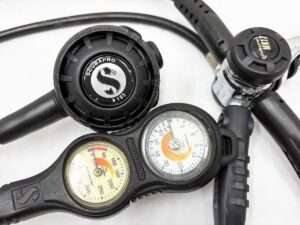 SCUBAPRO スキューバプロ MK17 R195 レギュレーター